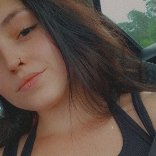 Luana A.