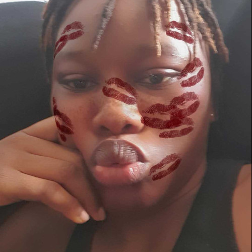 mimi o. profile photo