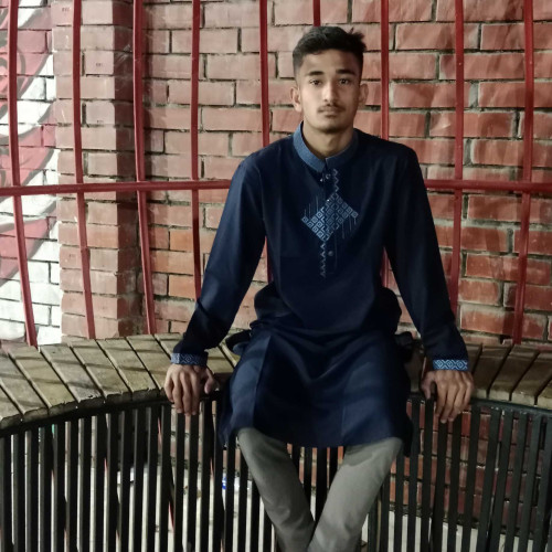 Omor F. profile photo