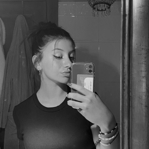 claudia G. profile photo