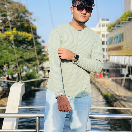 justin y. profile photo