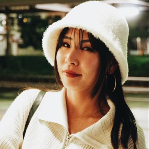 Kana W.