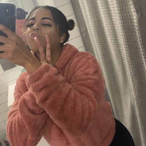Skylyn  B.
