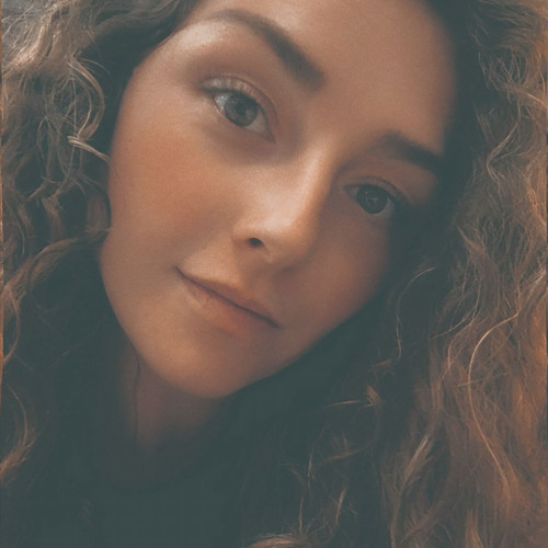 mandi f. profile photo