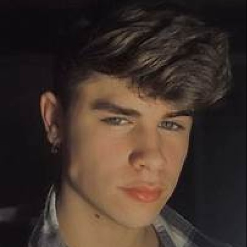 Roan v. profile photo