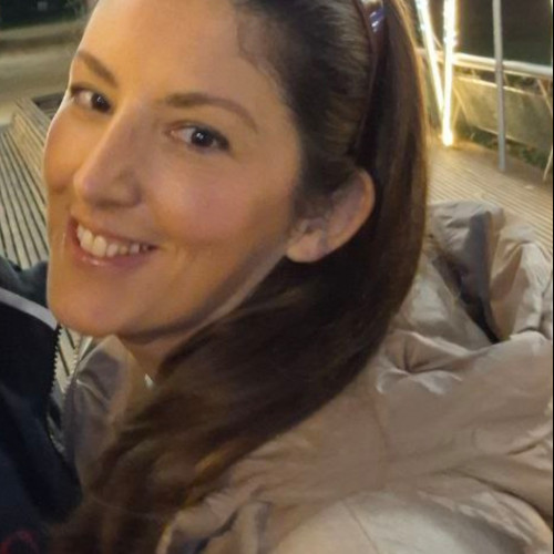 Daniela J. profile photo
