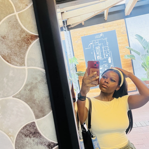 Nokuthula Noluthando L. profile photo