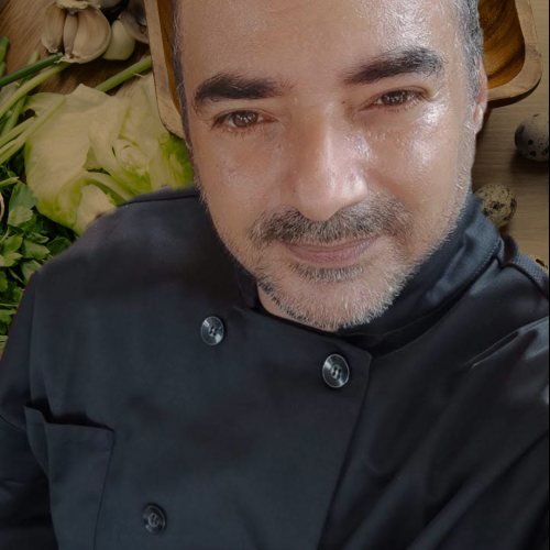 Armando  R.
