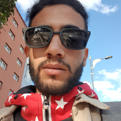 ilyasse e. profile photo