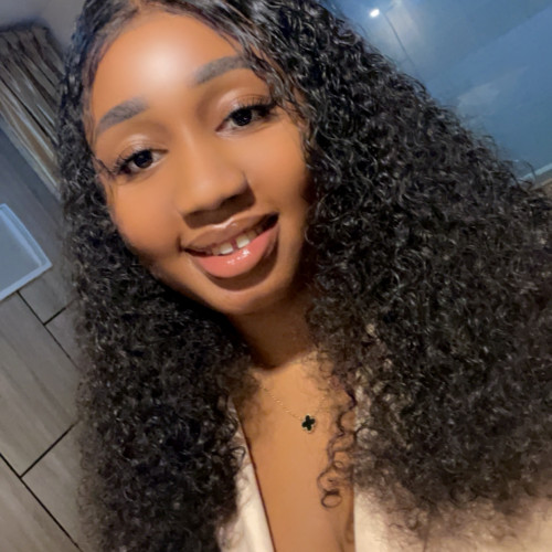 Fayvee R. profile photo