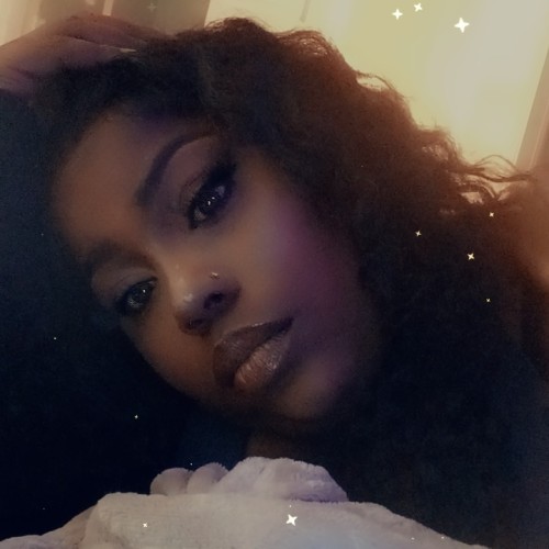 Roxy L.
