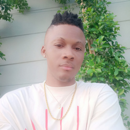 Ulokwem  U. profile photo