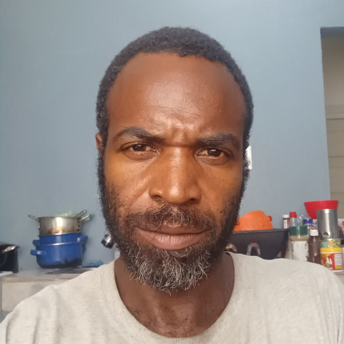 Ernesto  . profile photo