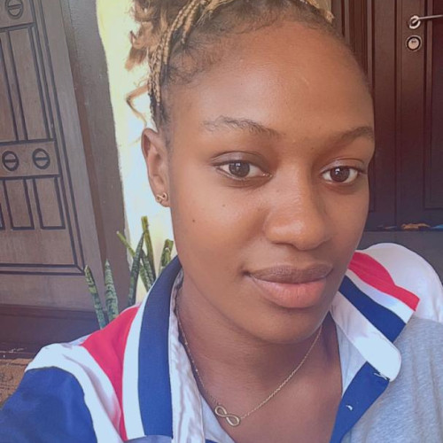 Sandra  . profile photo