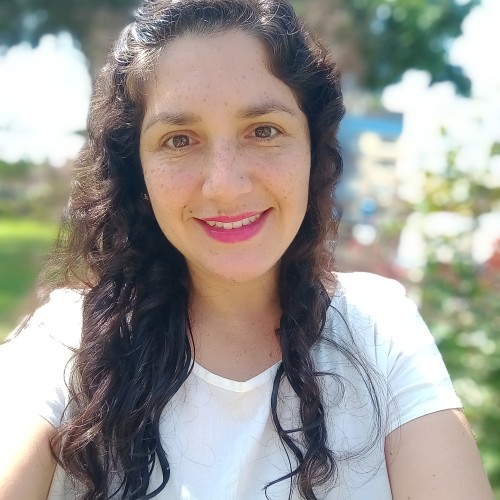 Claudia  T. profile photo