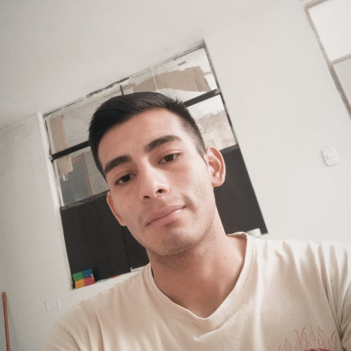 DENIS  H. profile photo