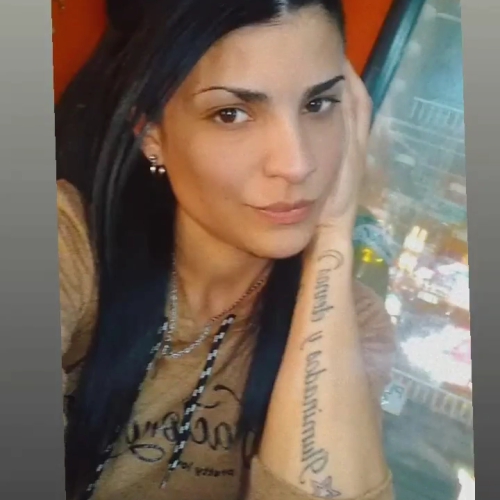 Laura  L.
