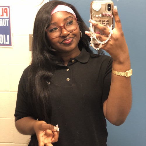 Lydie B. profile photo