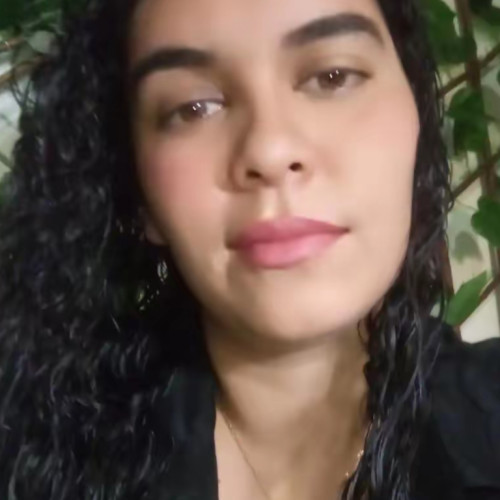 Estrella  R. profile photo
