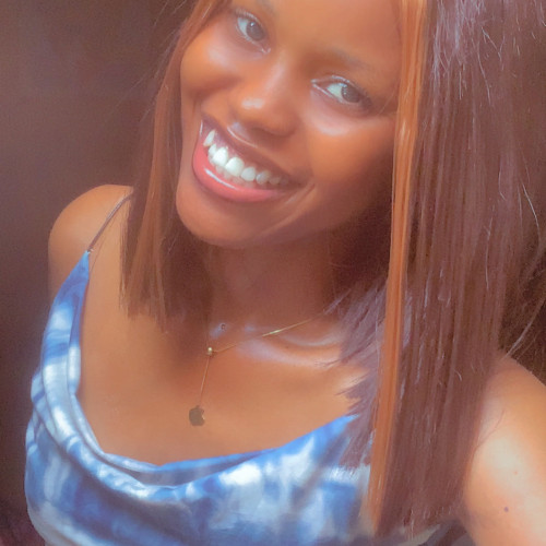 chatroxy E. profile photo