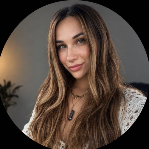 Lana B. profile photo