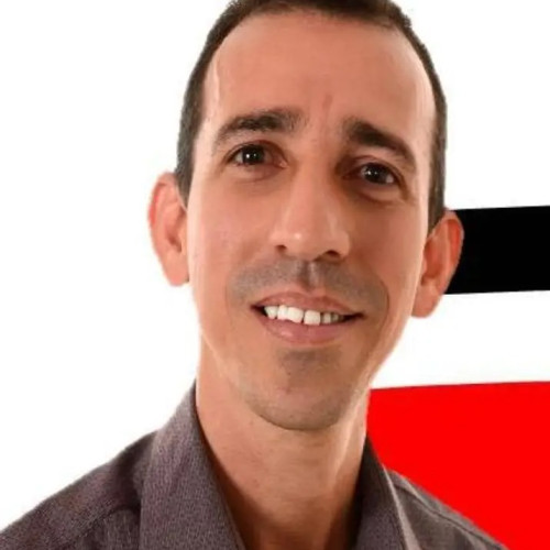 ELIAS R.