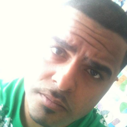 Ozzie R.