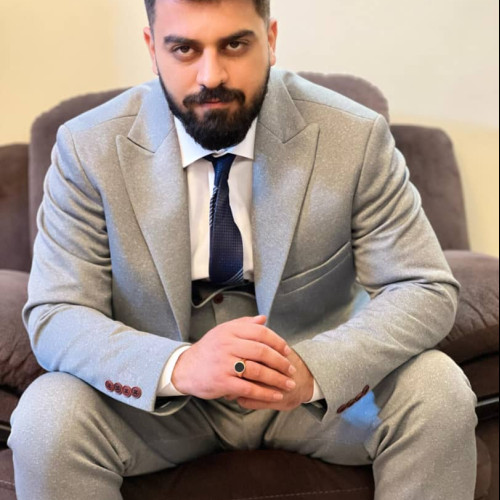 Ali e. profile photo