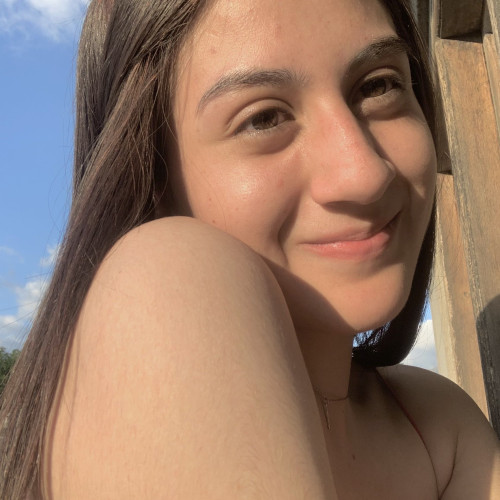 Yelari M. profile photo