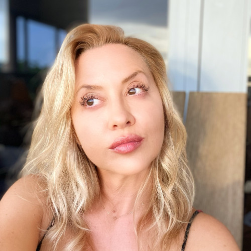 Naomi C. profile photo