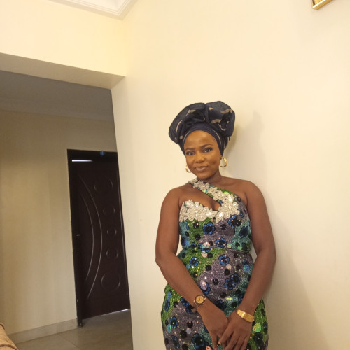 Omolola  L. profile photo