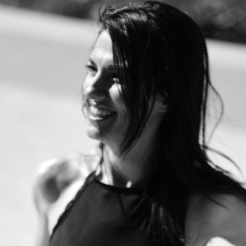 Evi  L.