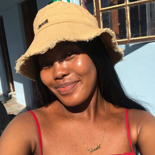 Unathi M.
