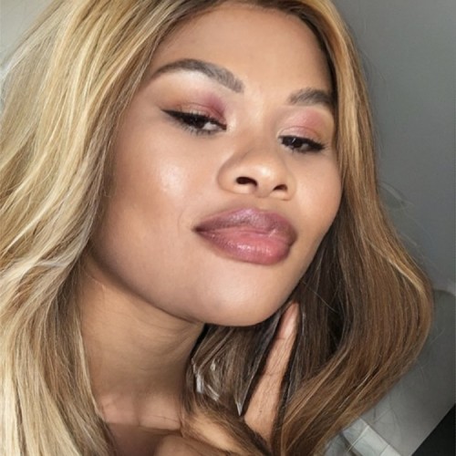 Nomvuselelo R.