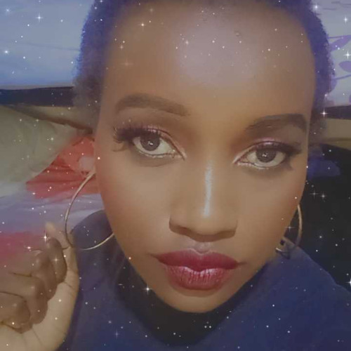 dee c. profile photo