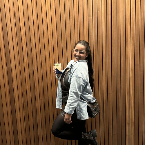 Azucena T. profile photo