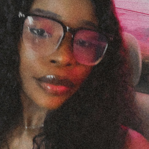 Nini B.