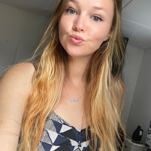 Amanda C.