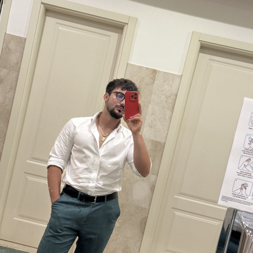 lorenzo m. profile photo