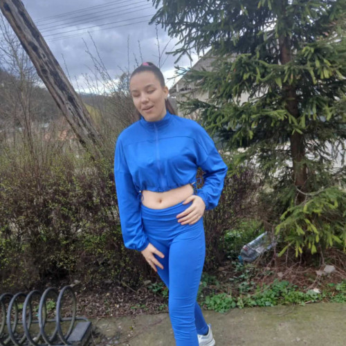 doly q. profile photo