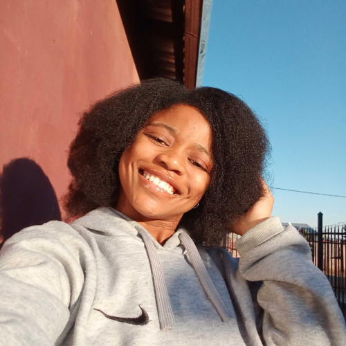 vuyelwa k. profile photo