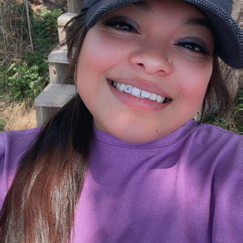 Ezmi R. profile photo