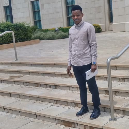 mutua k. profile photo