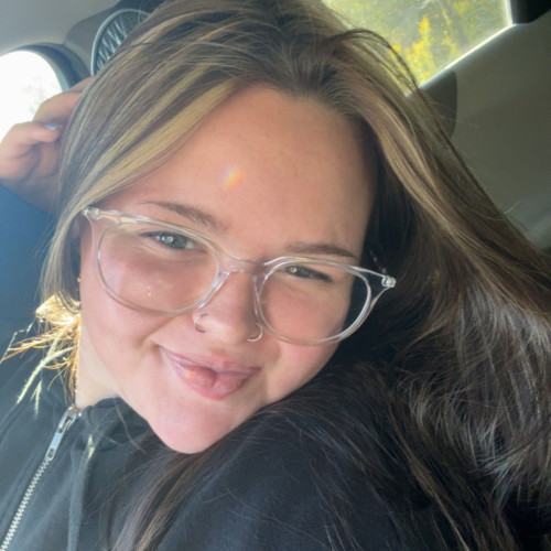 JLynn W. profile photo