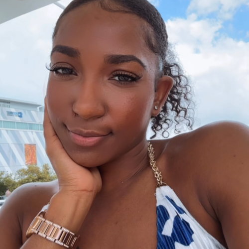 Jazmine E. profile photo