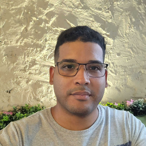 luis i. profile photo