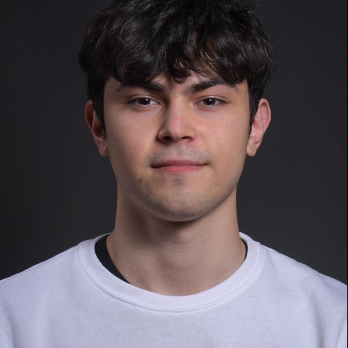 Leo D.