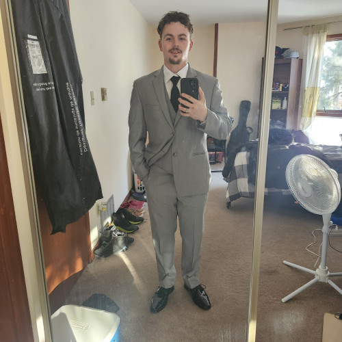 Logan O. profile photo