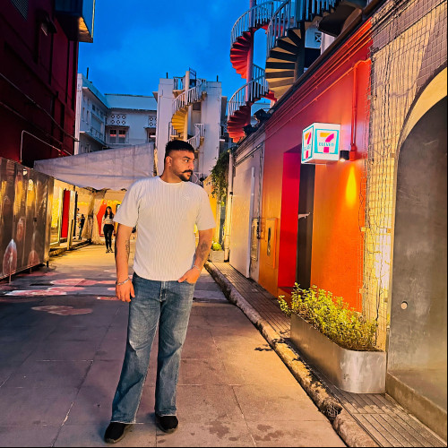 Tiger L. profile photo