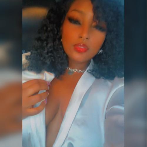 LuxuriousDoll S. profile photo